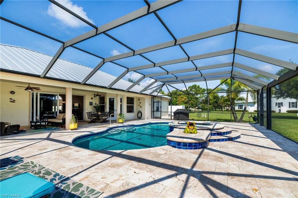 18190 Riverwind DR, ALVA FL 33920-21