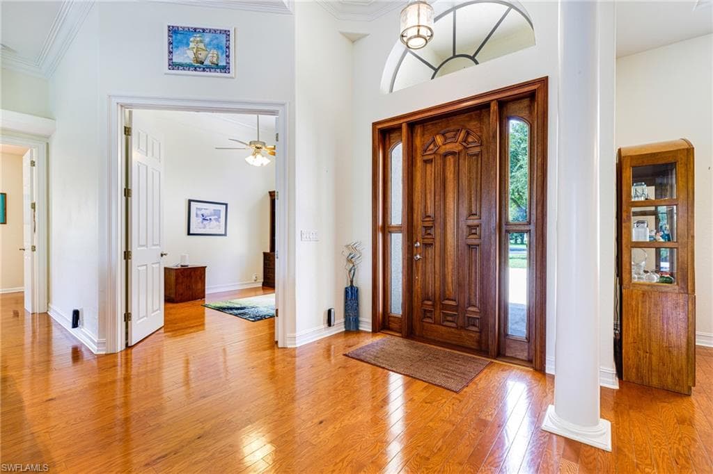 18190 Riverwind DR, ALVA FL 33920-4