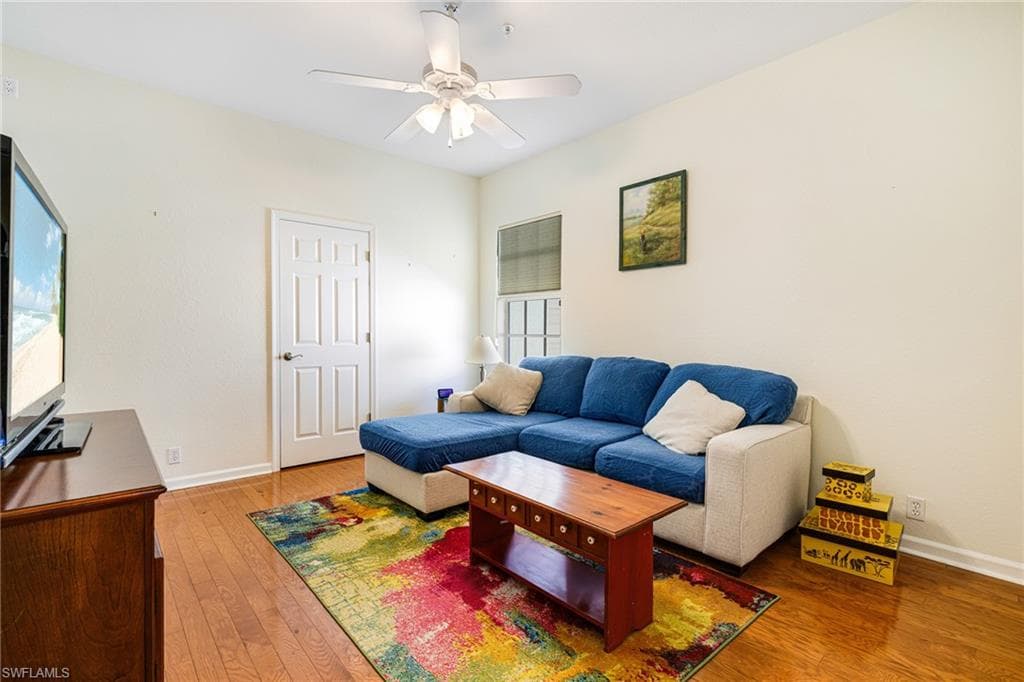 18190 Riverwind DR, ALVA FL 33920-29