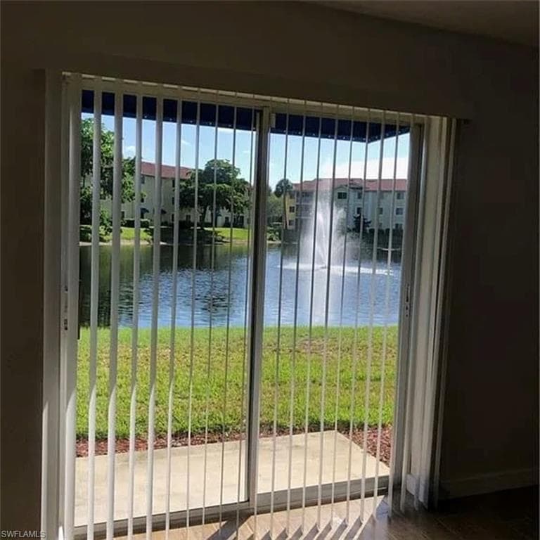 8304 Key Royal CIR # 1712, NAPLES FL 34119-8