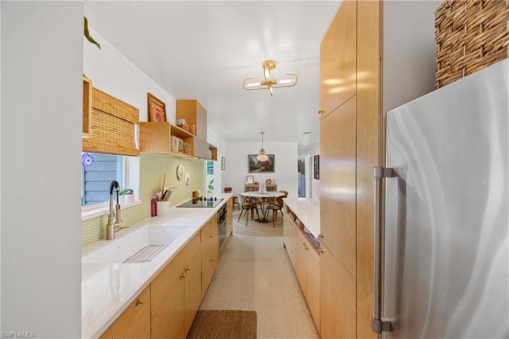 1304 Milano DR, NAPLES FL 34103-4