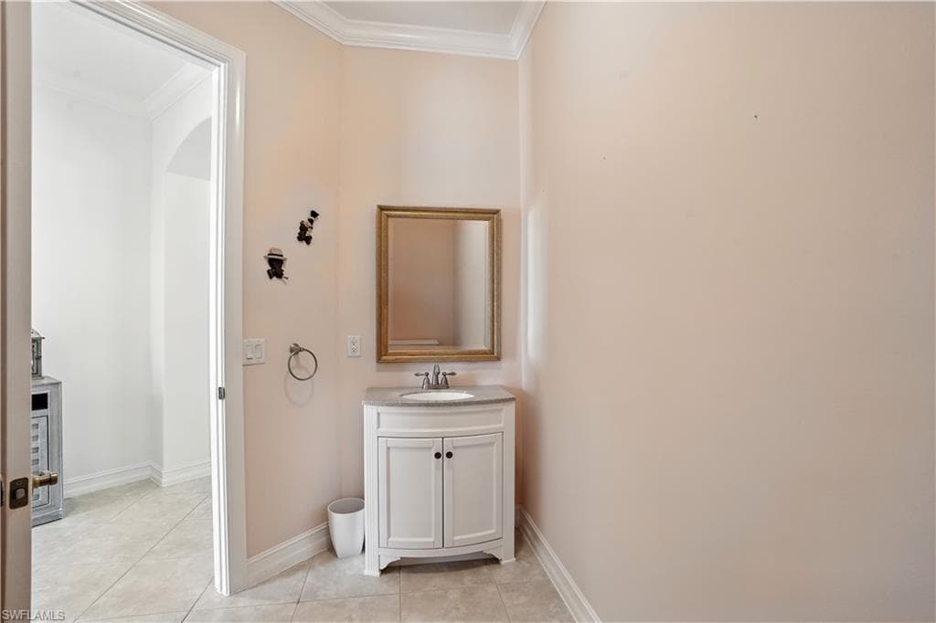 12560 Wildcat Cove Cir, ESTERO FL 33928-11