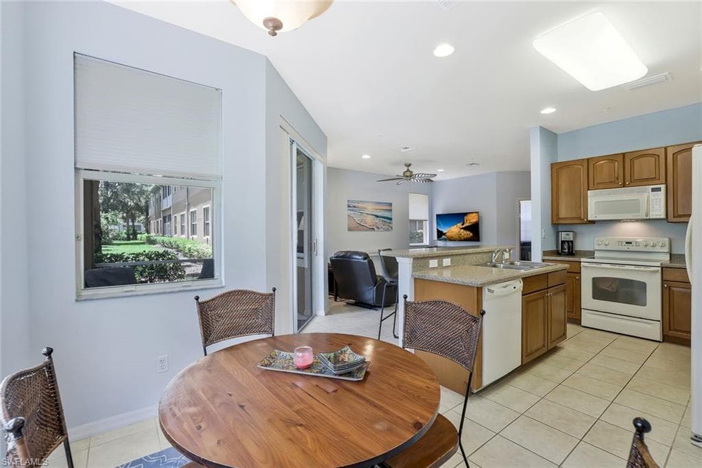 28101 Mandolin CT # 114, BONITA SPRINGS FL 34135-10