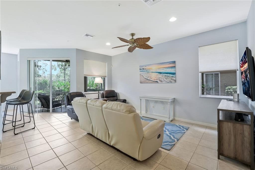 28101 Mandolin CT # 114, BONITA SPRINGS FL 34135-3