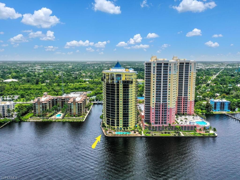 2797 1st ST # 1605, FORT MYERS FL 33916-1