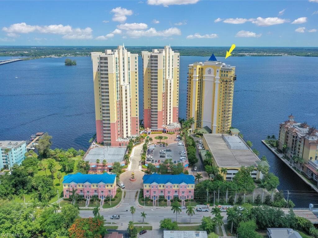 2797 1st ST # 1605, FORT MYERS FL 33916-2