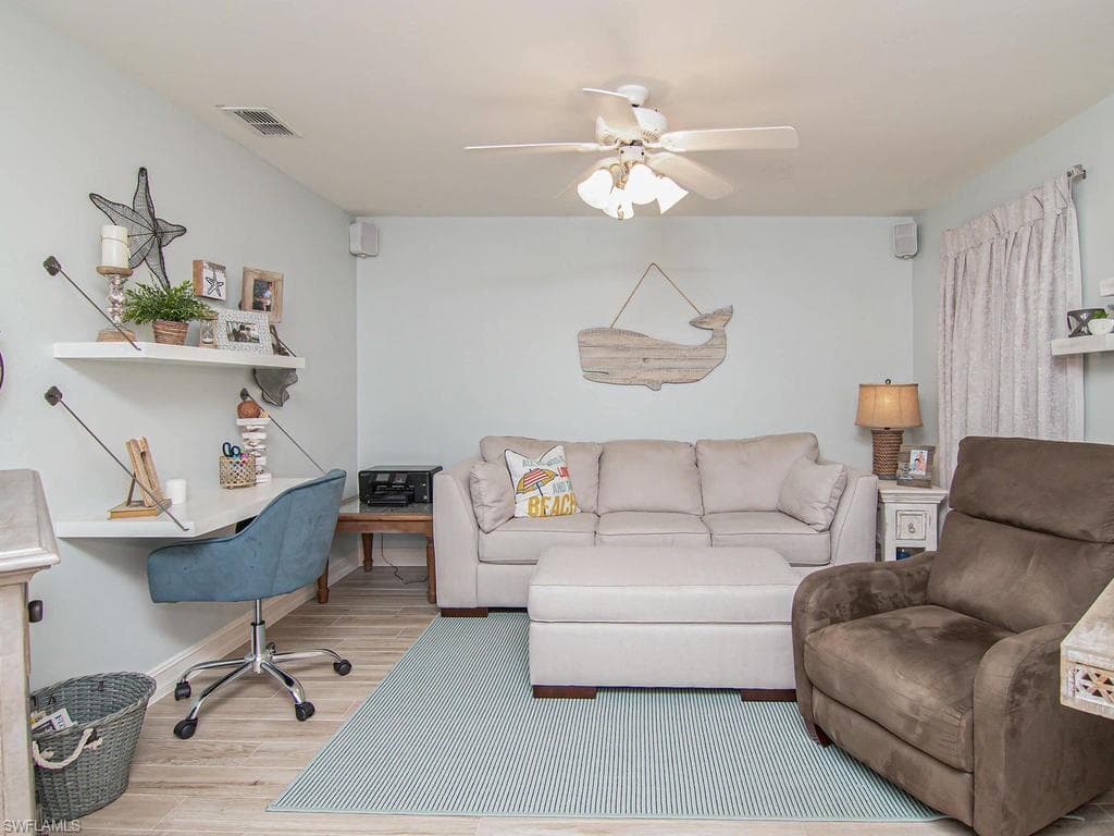 945 Carrick Bend CIR # 201, NAPLES FL 34110-4