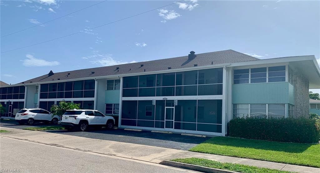 4202 SE 4th PL # 10, CAPE CORAL FL 33904-1