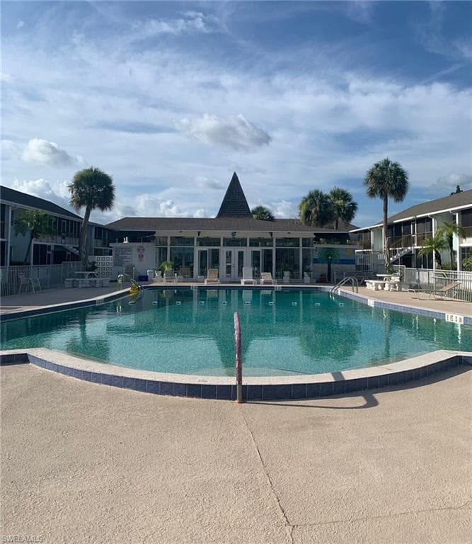 4202 SE 4th PL # 10, CAPE CORAL FL 33904-27