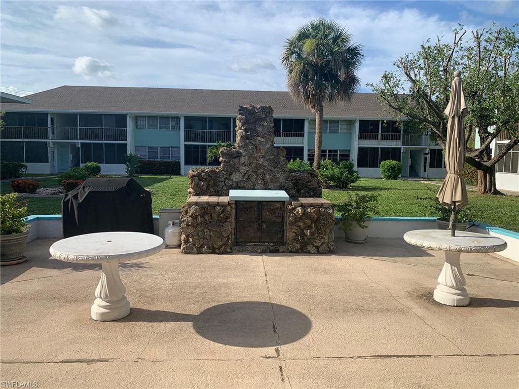 4202 SE 4th PL # 10, CAPE CORAL FL 33904-33