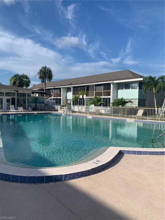 4202 SE 4th PL # 10, CAPE CORAL FL 33904-28