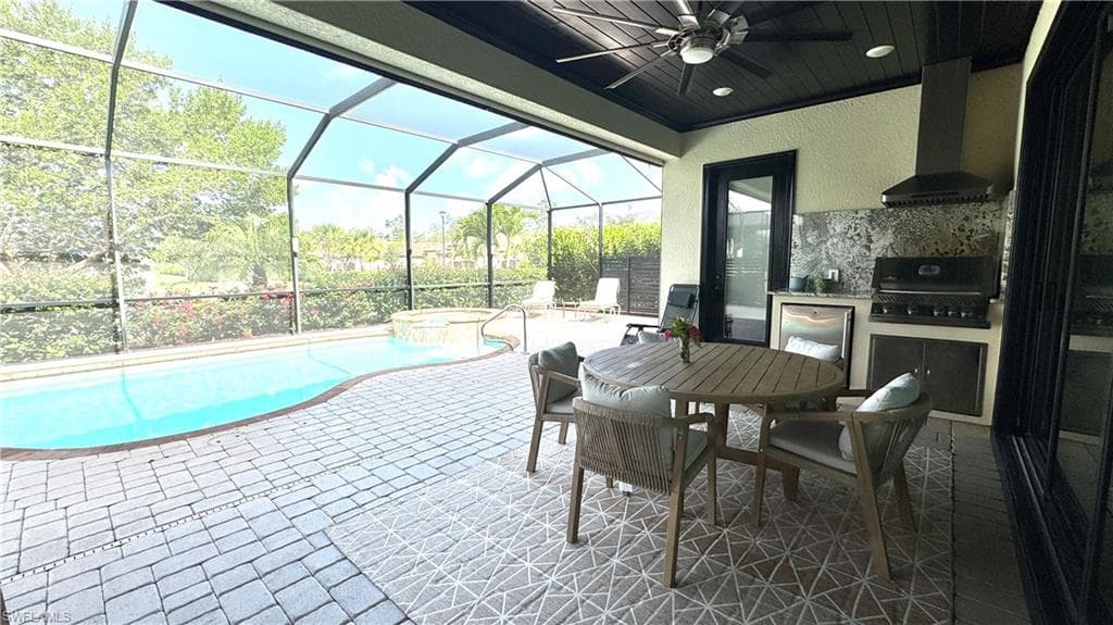 28004 Kerry CT, BONITA SPRINGS FL 34135-21