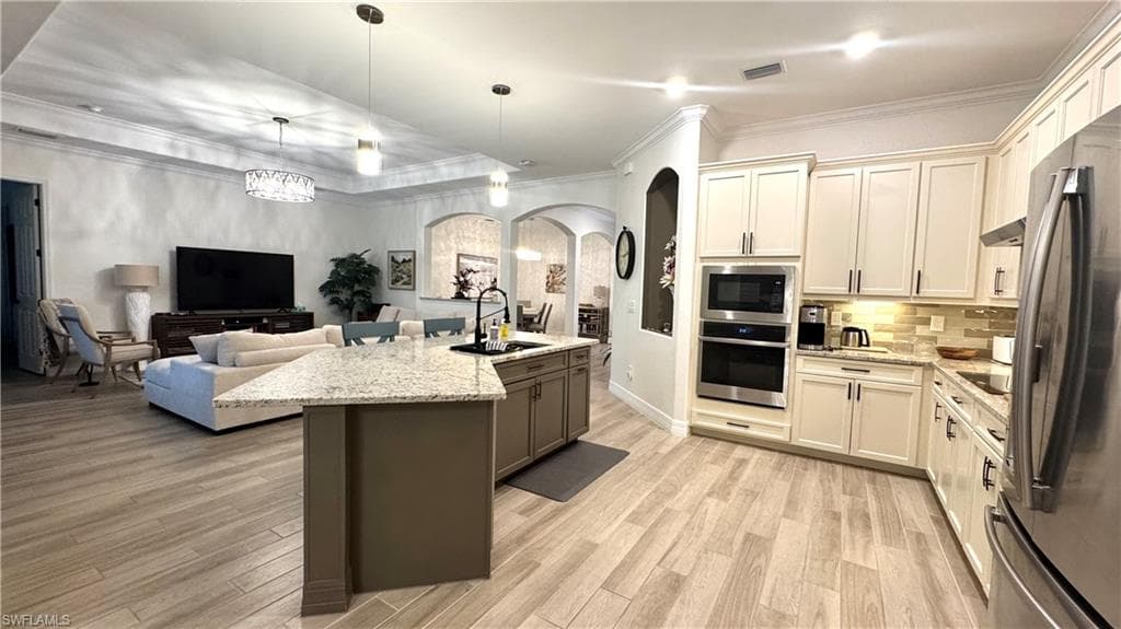 28004 Kerry CT, BONITA SPRINGS FL 34135-6