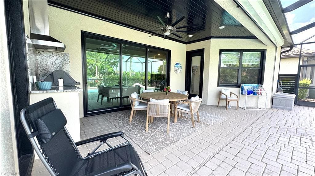 28004 Kerry CT, BONITA SPRINGS FL 34135-19