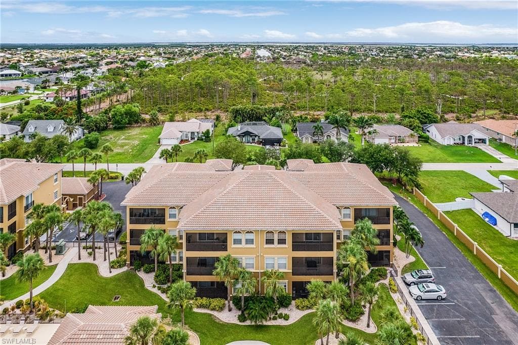 3728 Agualinda BLVD # 304, CAPE CORAL FL 33914-23