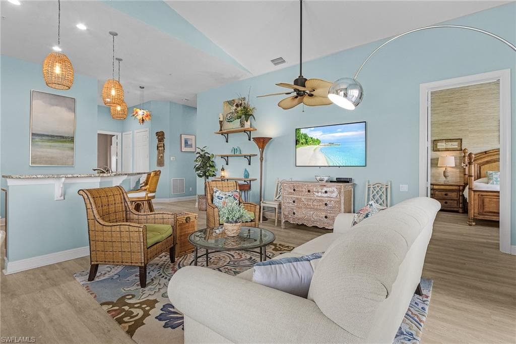 3728 Agualinda BLVD # 304, CAPE CORAL FL 33914-7
