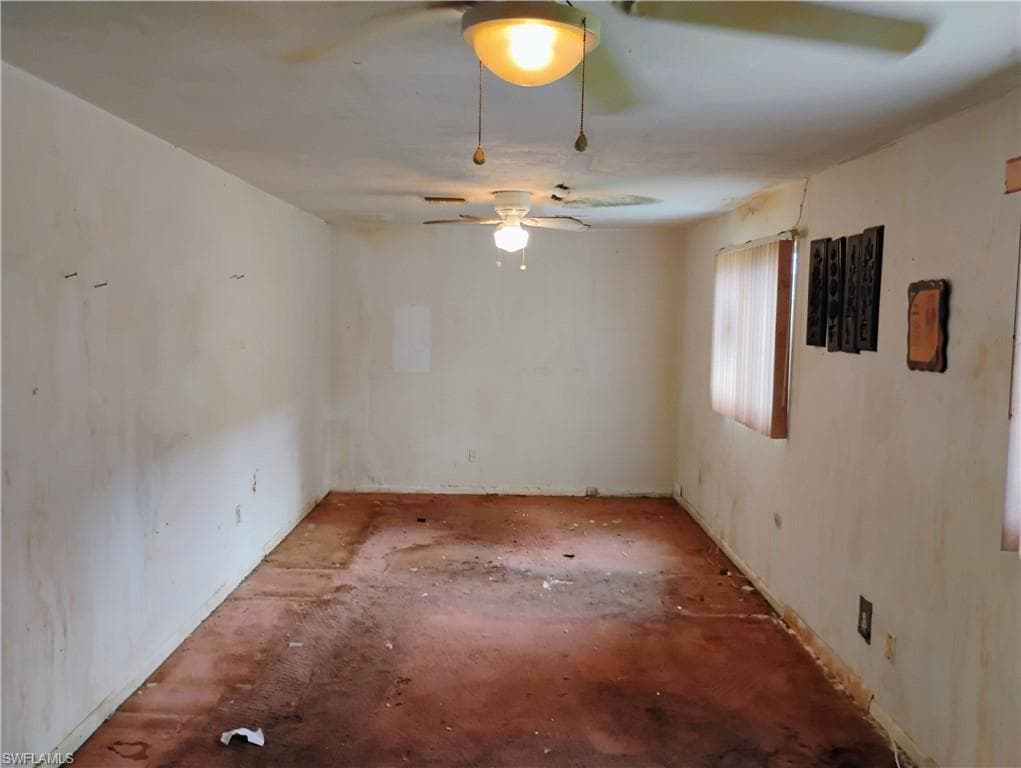 2849 Price AVE, FORT MYERS FL 33916-12