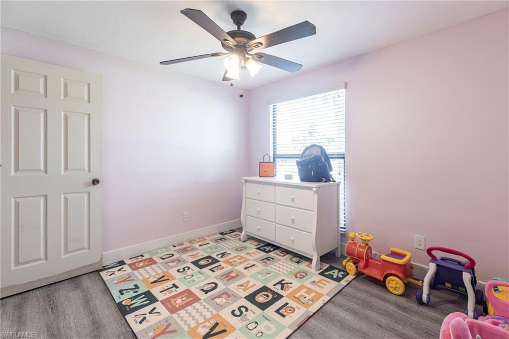 2345 Outrigger LN, NAPLES FL 34104-15