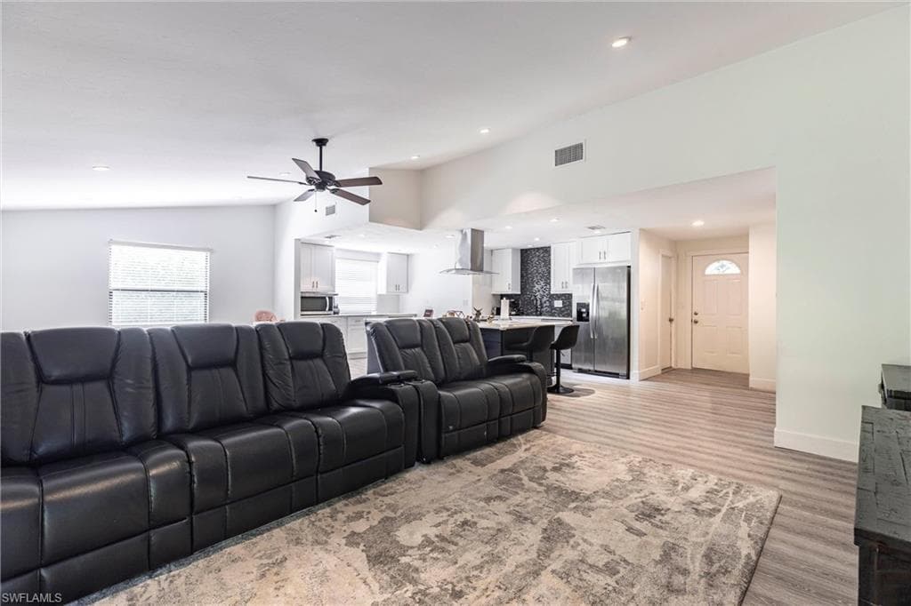 2345 Outrigger LN, NAPLES FL 34104-6