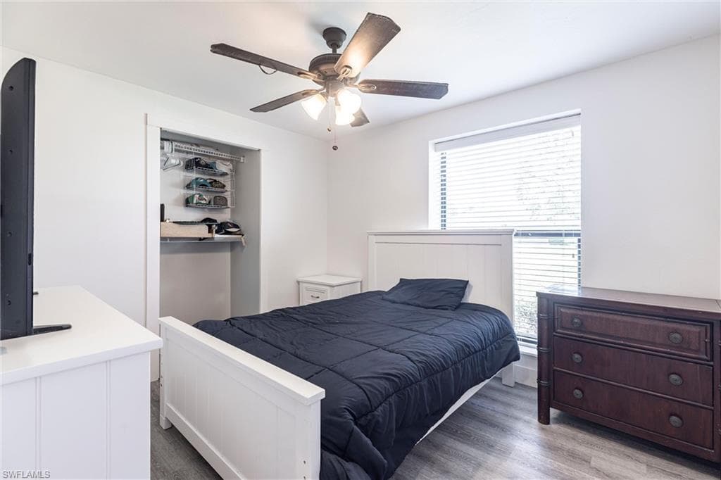 2345 Outrigger LN, NAPLES FL 34104-17