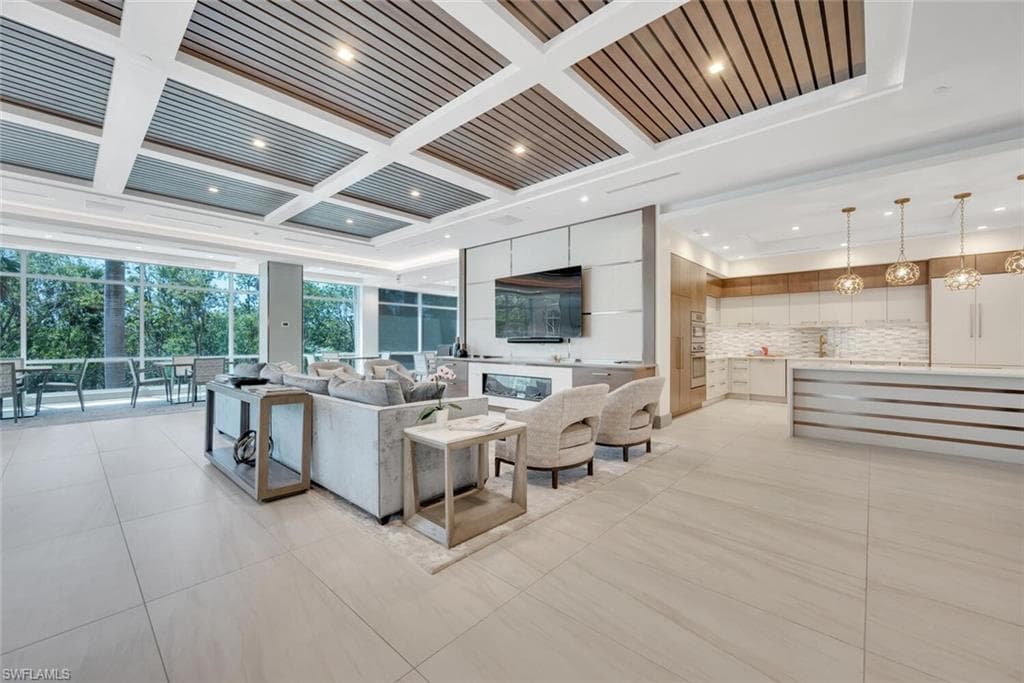 6585 Nicholas BLVD # 1903, NAPLES FL 34108-12
