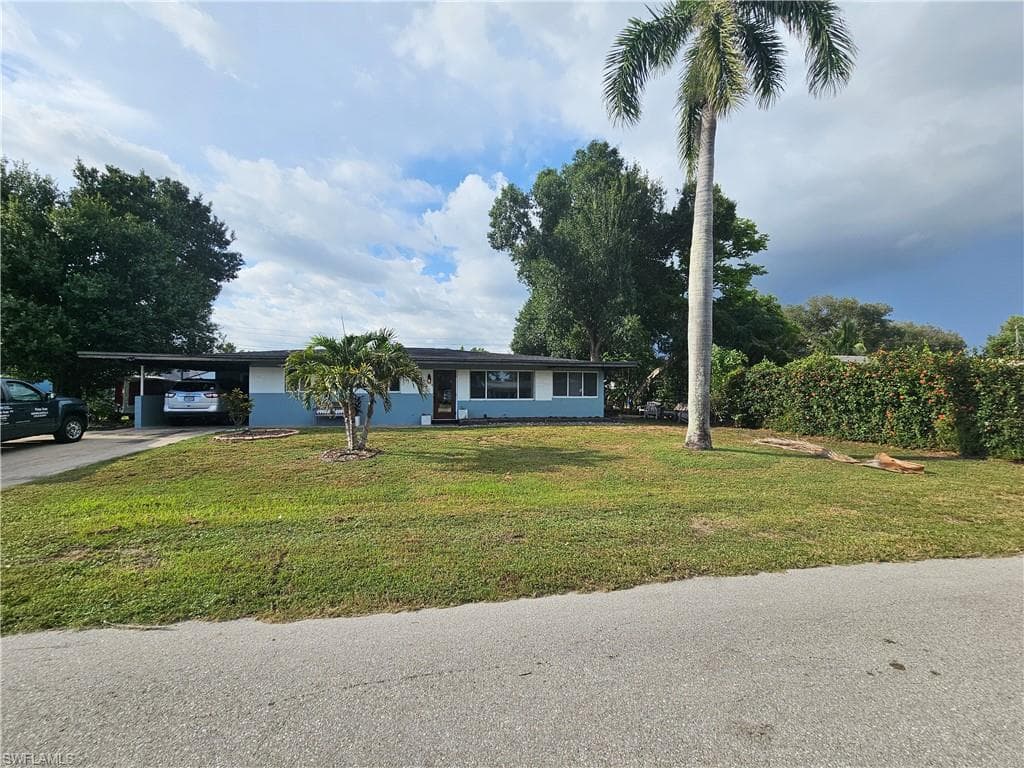 1615 Grace AVE, FORT MYERS FL 33901-2
