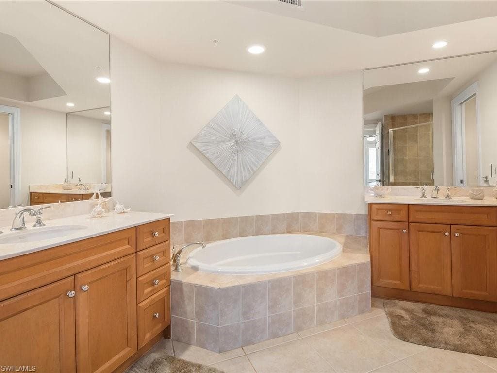 1065 Borghese LN # 603, NAPLES FL 34114-14