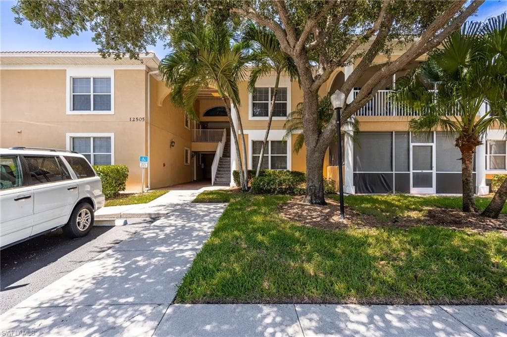 12505 McGregor BLVD # 206, FORT MYERS FL 33919-1