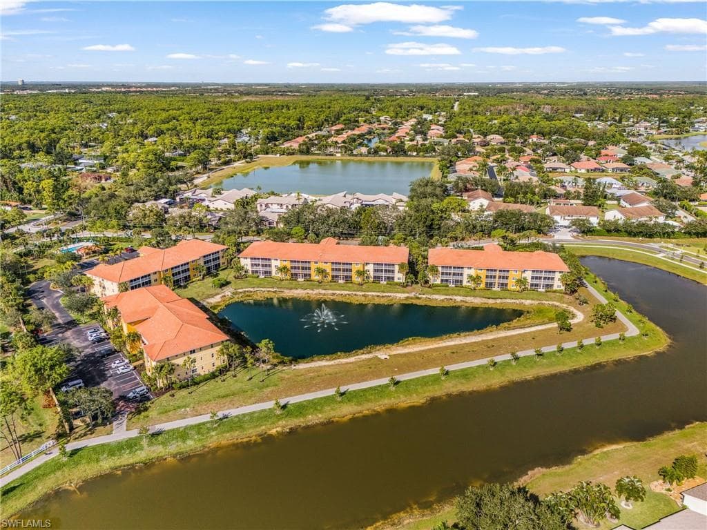 10020 Maddox LN # 114, BONITA SPRINGS FL 34135-32