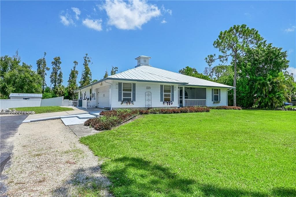 6163 Briarwood TER, FORT MYERS FL 33912-2