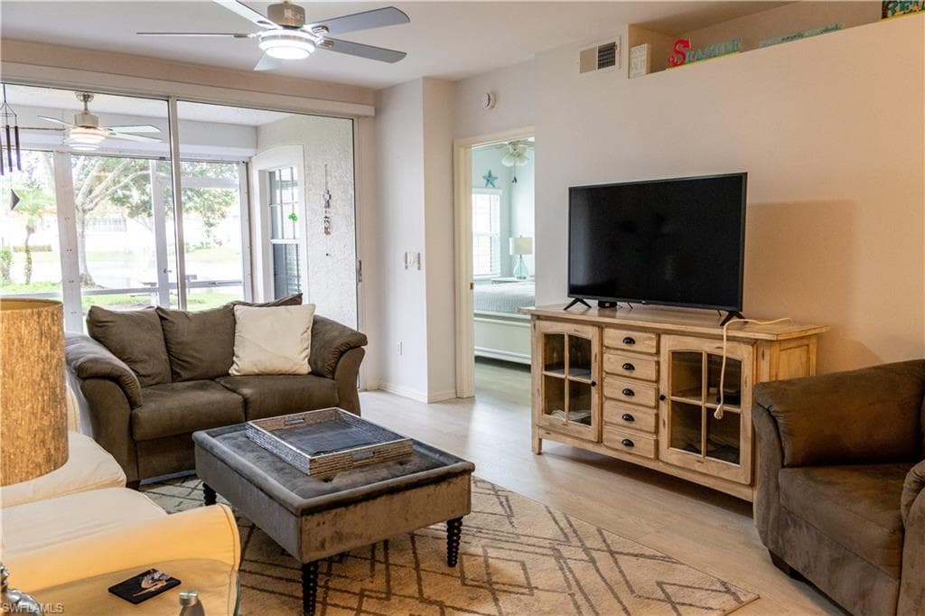 2526 Orchid Bay DR # 102, NAPLES FL 34109-17