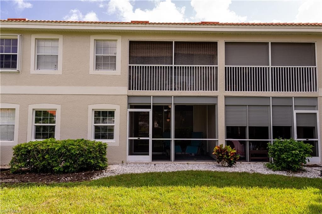 2526 Orchid Bay DR # 102, NAPLES FL 34109-30