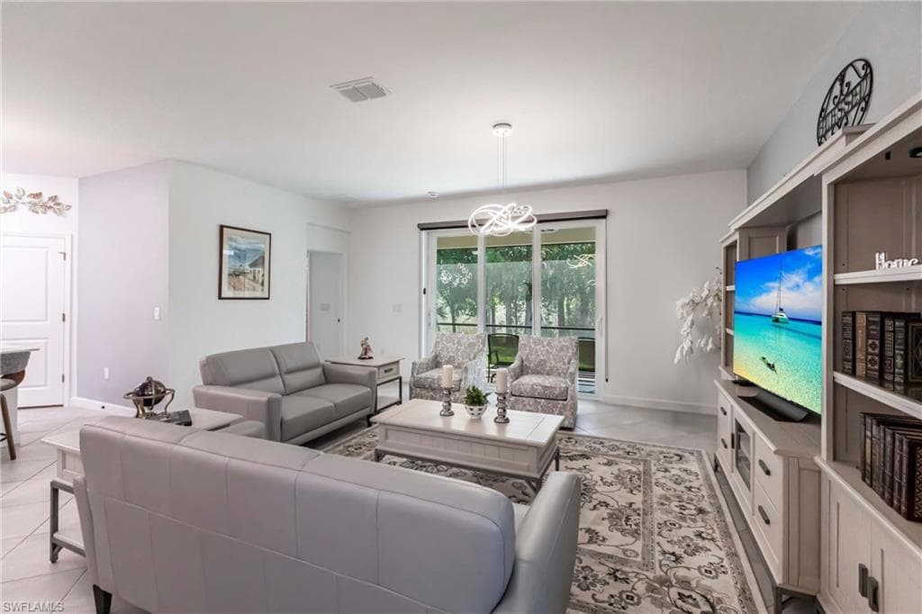 9128 Leatherwood LOOP, LEHIGH ACRES FL 33936-6