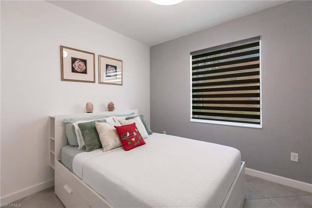 9128 Leatherwood LOOP, LEHIGH ACRES FL 33936-31