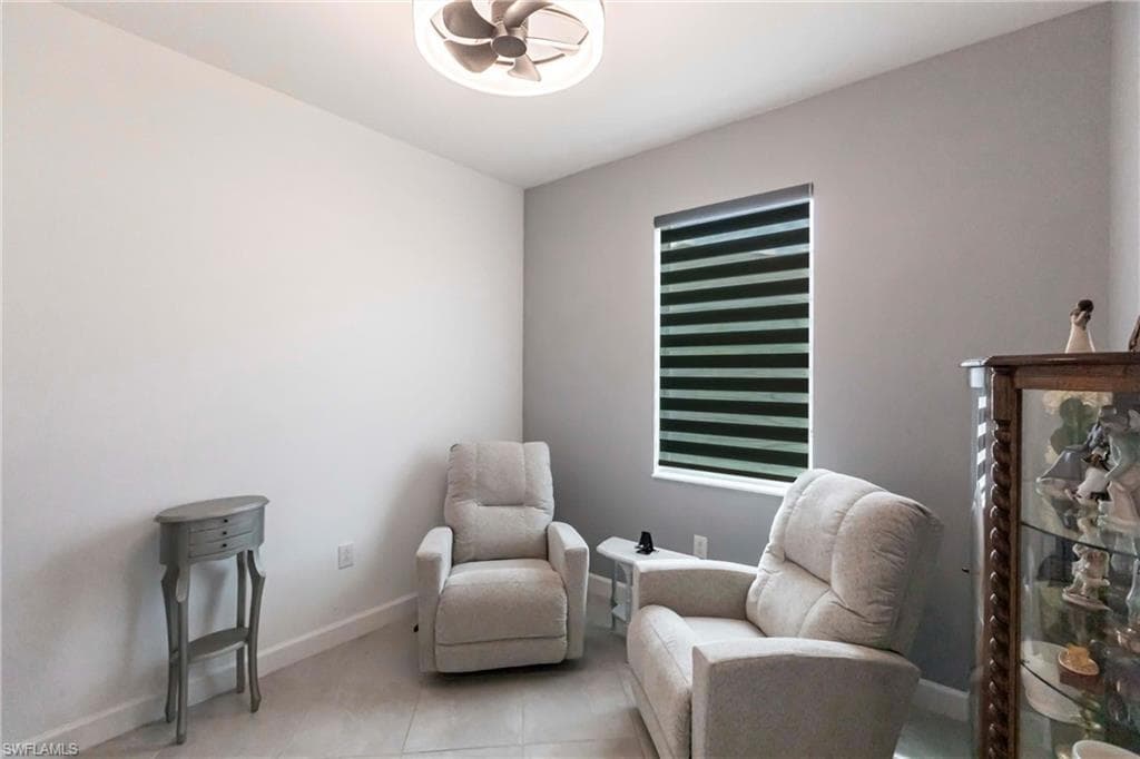 9128 Leatherwood LOOP, LEHIGH ACRES FL 33936-27