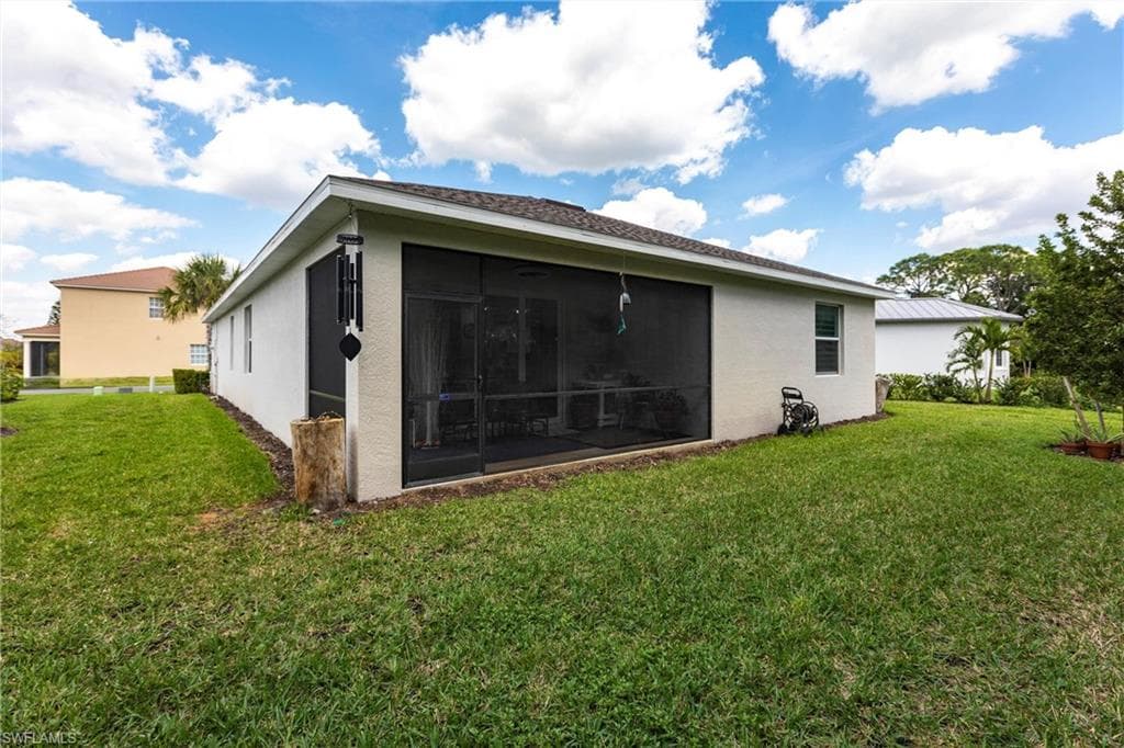 9128 Leatherwood LOOP, LEHIGH ACRES FL 33936-40