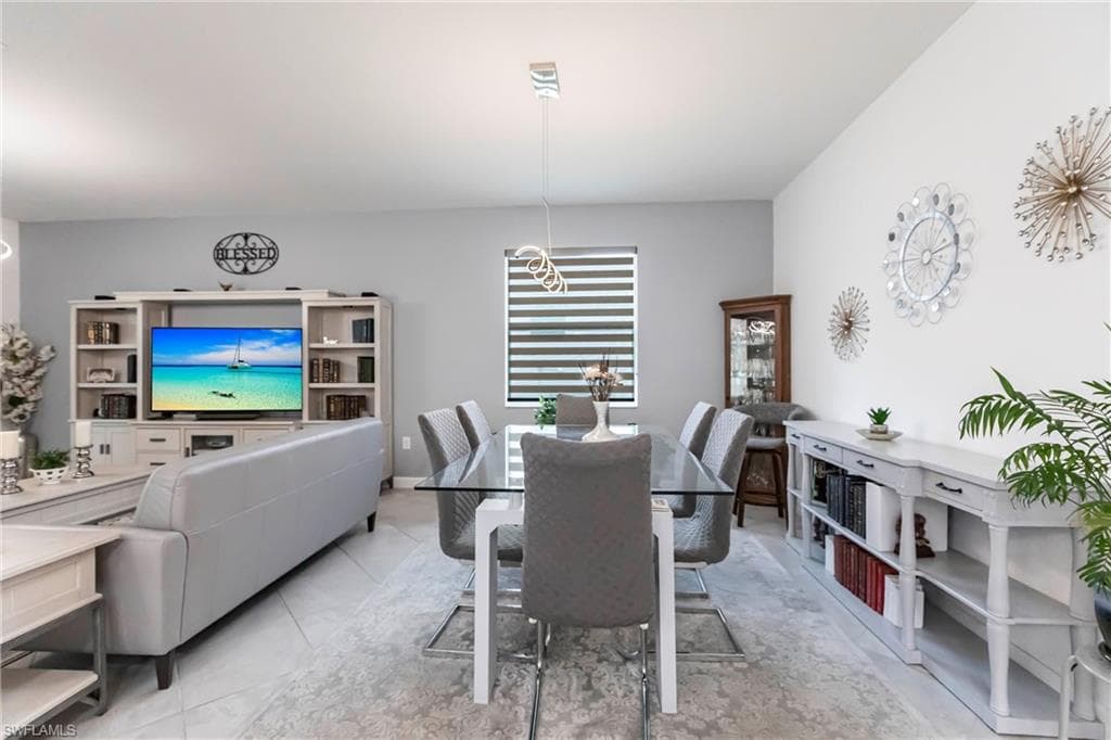 9128 Leatherwood LOOP, LEHIGH ACRES FL 33936-14