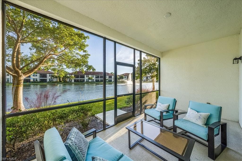 15144 Palmer Lake CIR # 102, NAPLES FL 34109-22