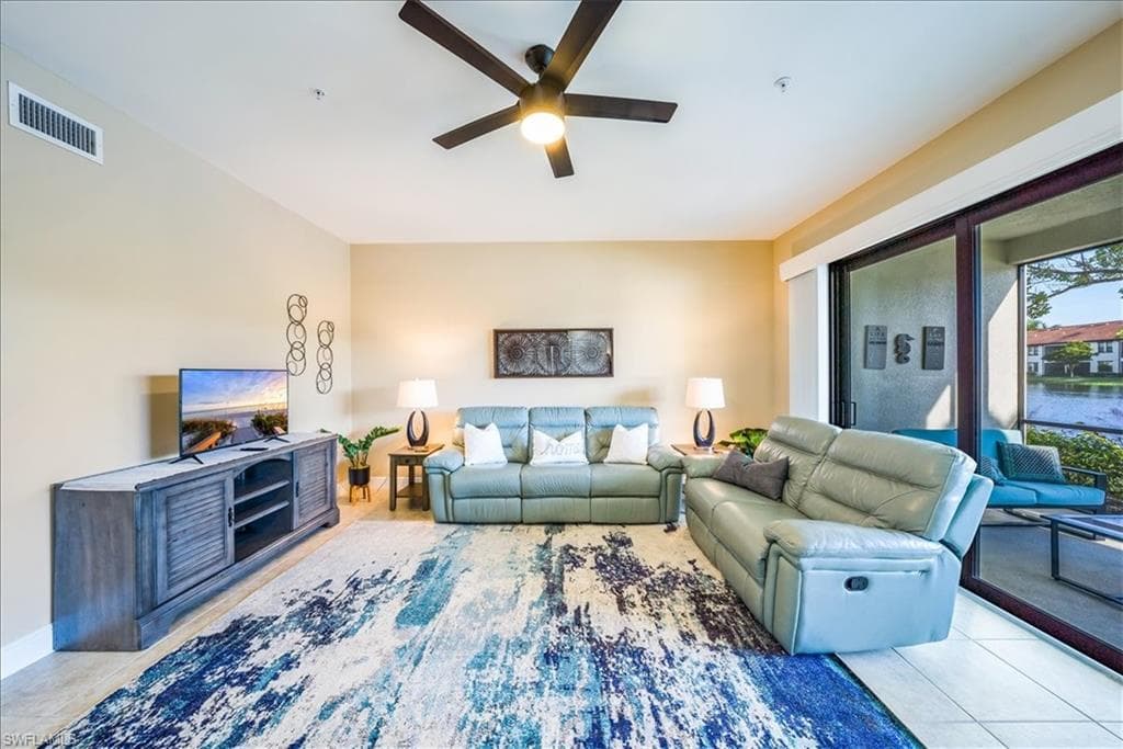 15144 Palmer Lake CIR # 102, NAPLES FL 34109-5