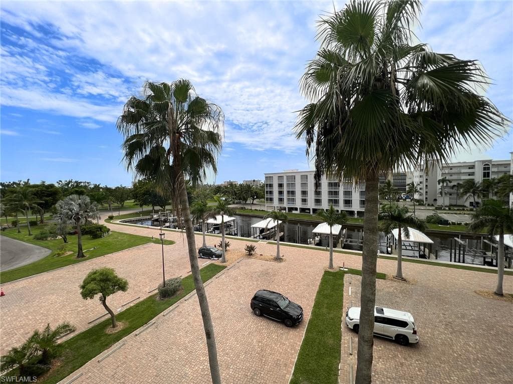 4263 Bay Beach LN # 413, FORT MYERS BEACH FL 33931-2