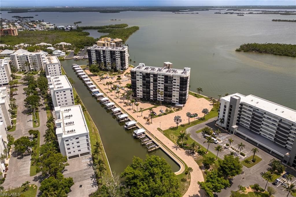 4263 Bay Beach LN # 413, FORT MYERS BEACH FL 33931-32