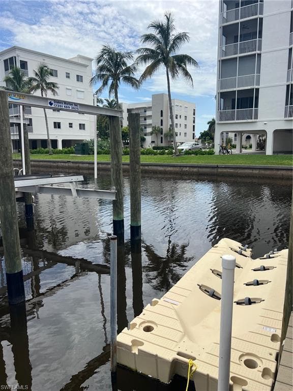 4263 Bay Beach LN # 413, FORT MYERS BEACH FL 33931-43