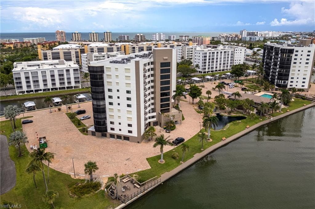 4263 Bay Beach LN # 413, FORT MYERS BEACH FL 33931-39