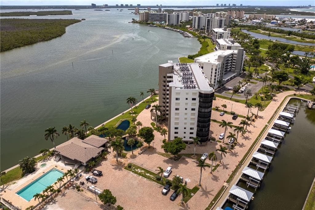 4263 Bay Beach LN # 413, FORT MYERS BEACH FL 33931-38