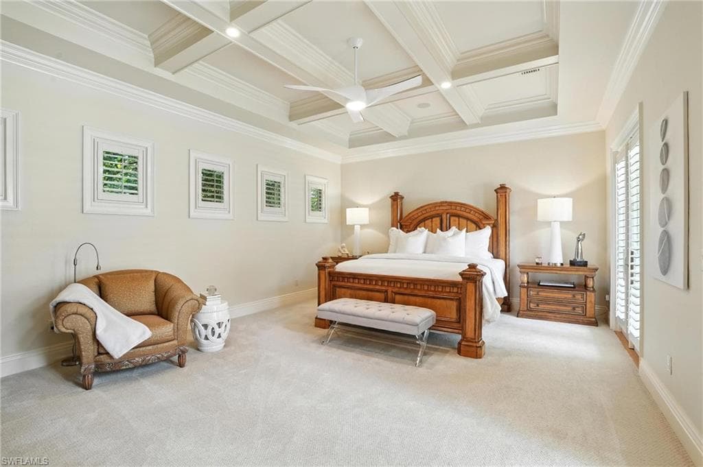 2892 Tiburon BLVD E, NAPLES FL 34109-20