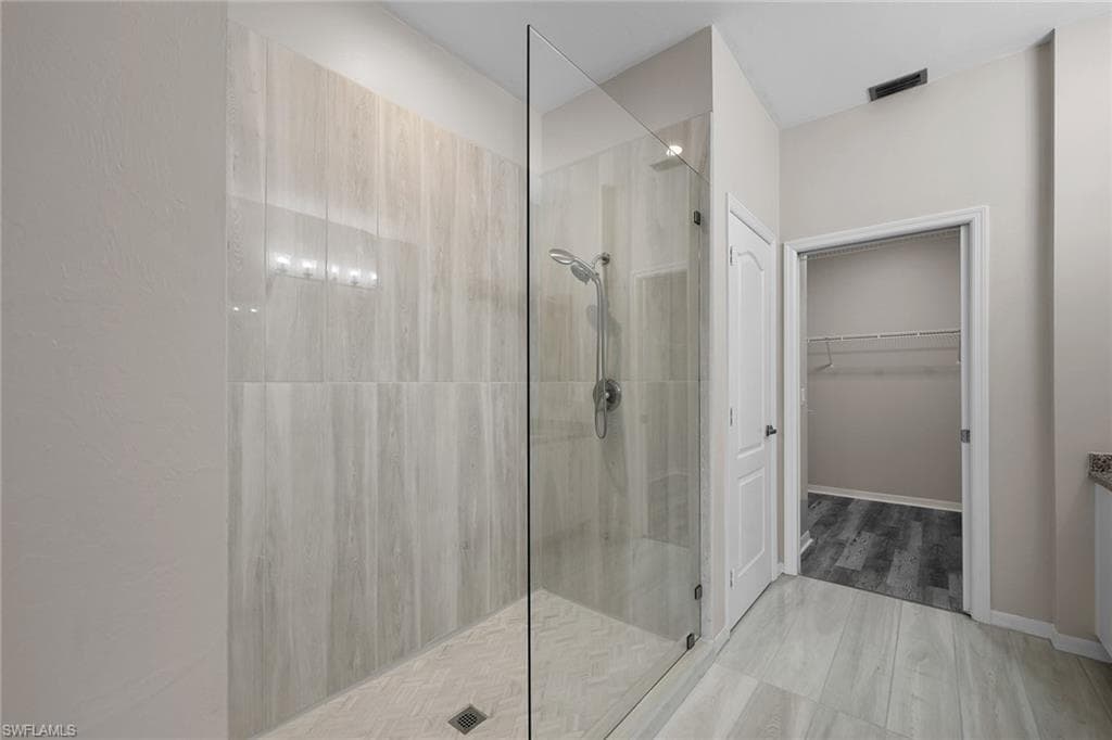 9342 Lake Abby LN, BONITA SPRINGS FL 34135-12