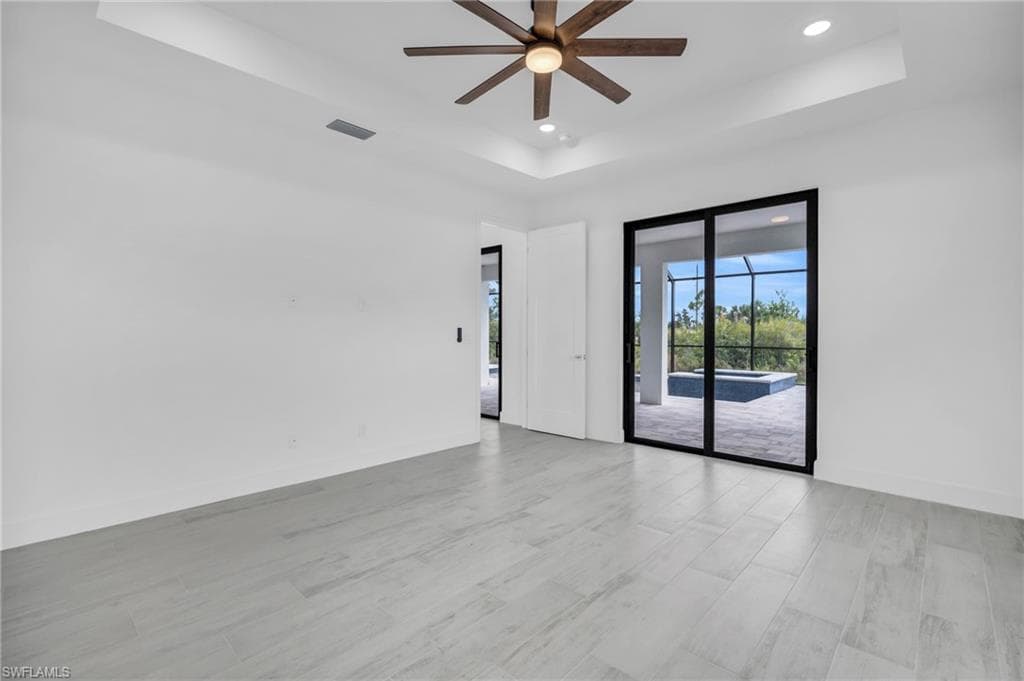 15401 Aqua CIR-5
