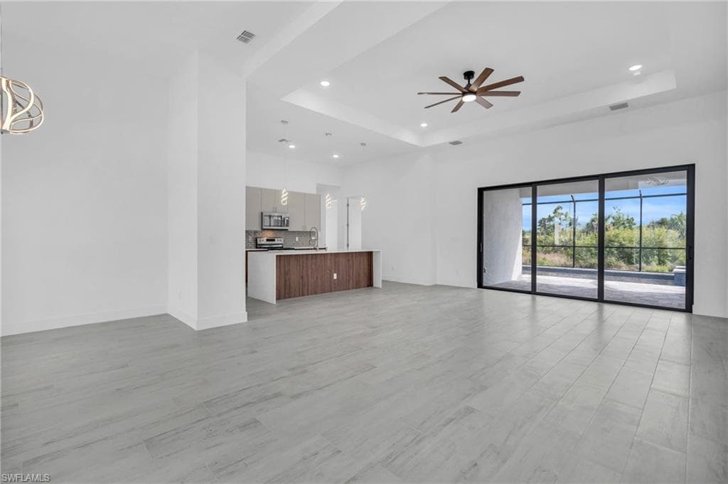 15401 Aqua CIR-12