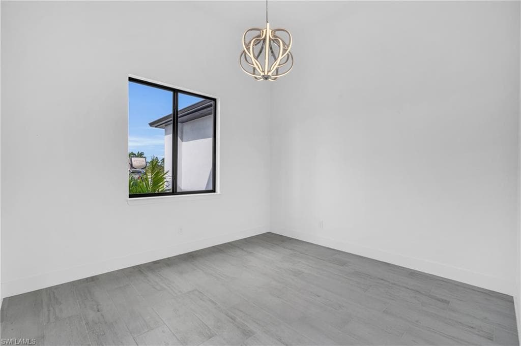15401 Aqua CIR-15