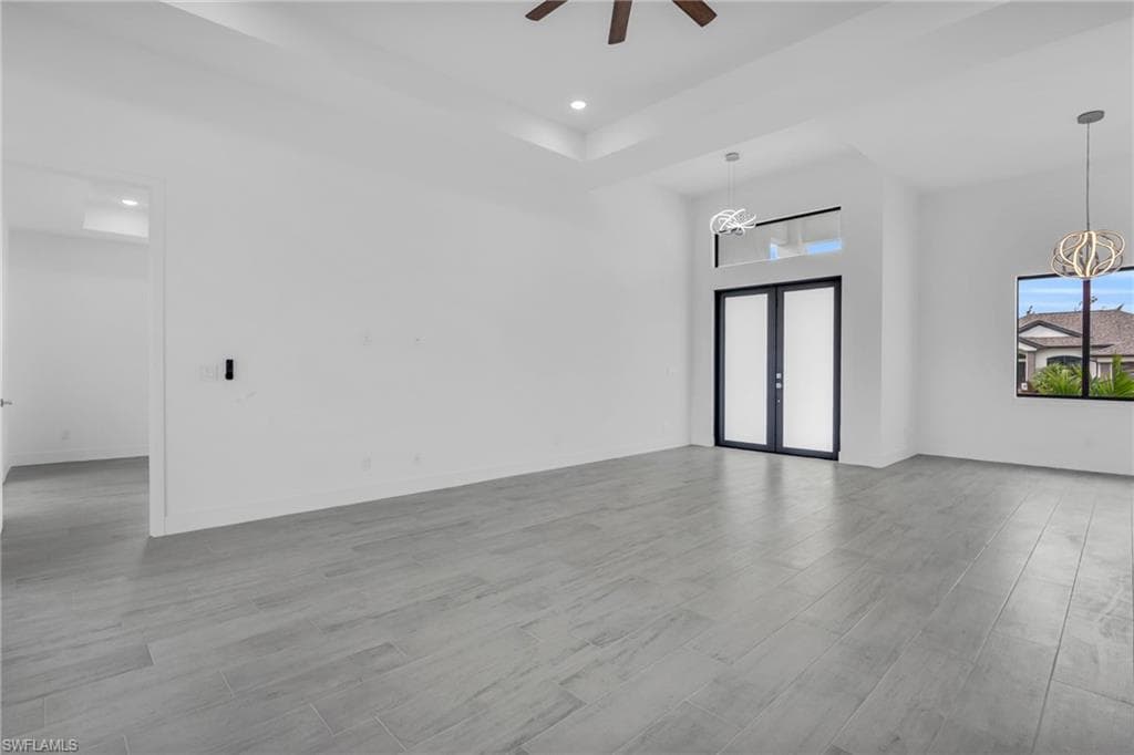 15401 Aqua CIR-6